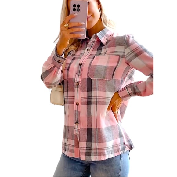 NWOT Pink, Grey & White The Ultimate Chic Plaid Button Up Flannel Large - Picture 6 of 8